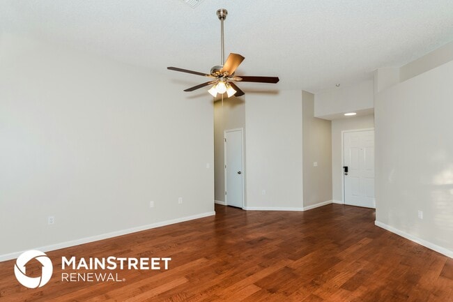 Photo - 4454 6th Ave E