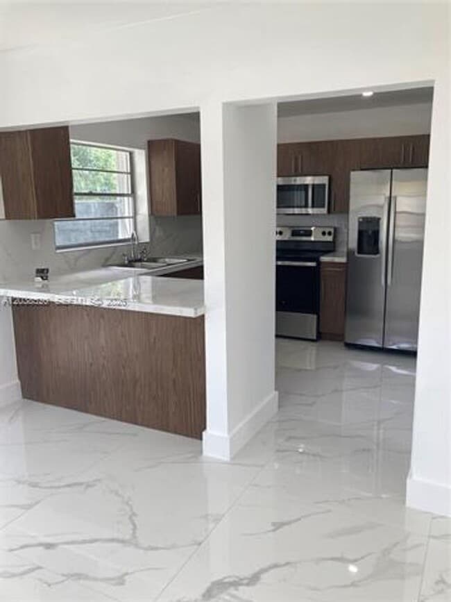 Photo - 18765 SW 100th Ave Unit 18765 SW 100th Ave