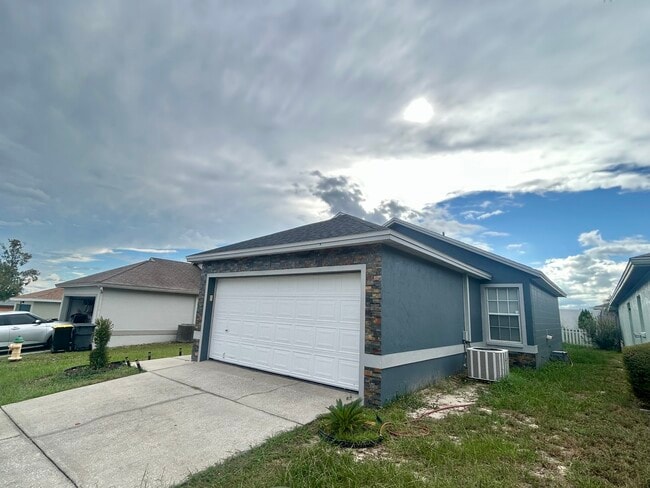 622 Crystals Blvd