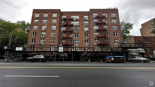 Building Photo - 6535 Broadway Unit 4J Rental