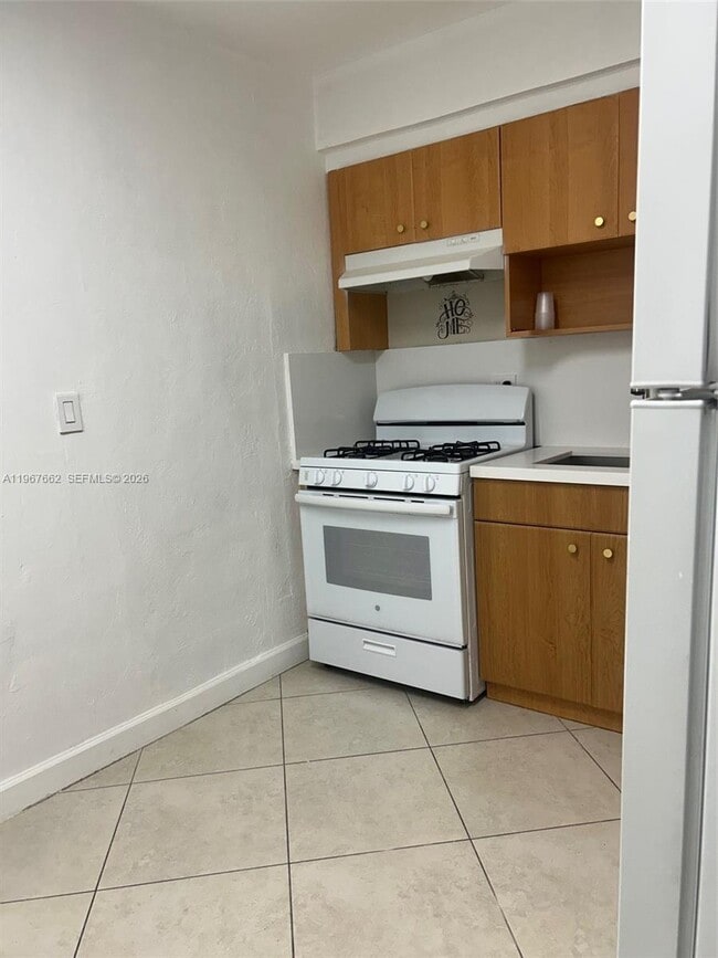 Photo - 1928 N 20th Ave Unidad 1928