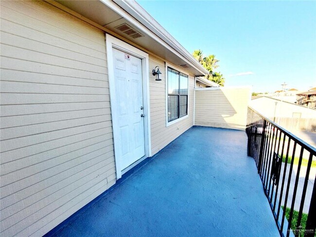 Photo - 18 N 12th St