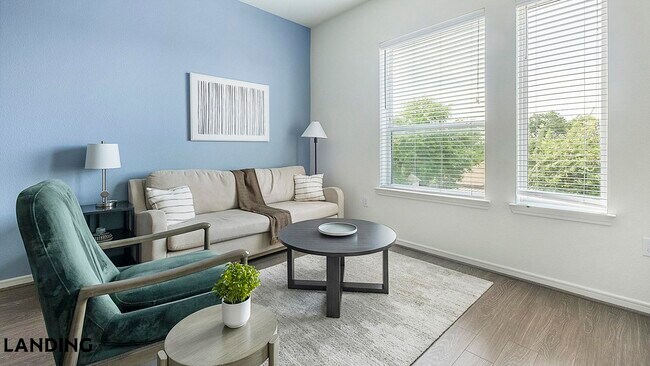 720 W 26th St Unit 3040