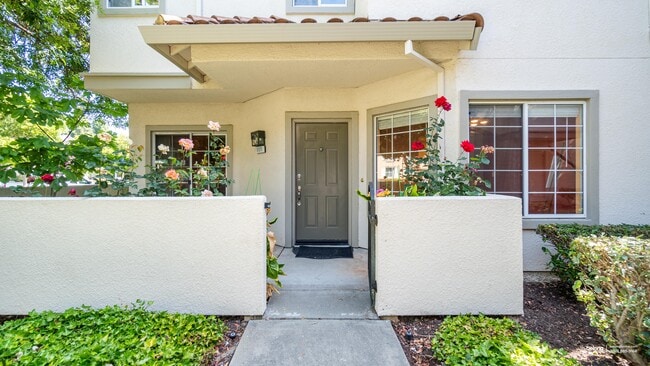 1171 Tea Rose Cir