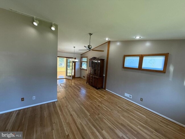 Photo - 1510 Tieman Dr