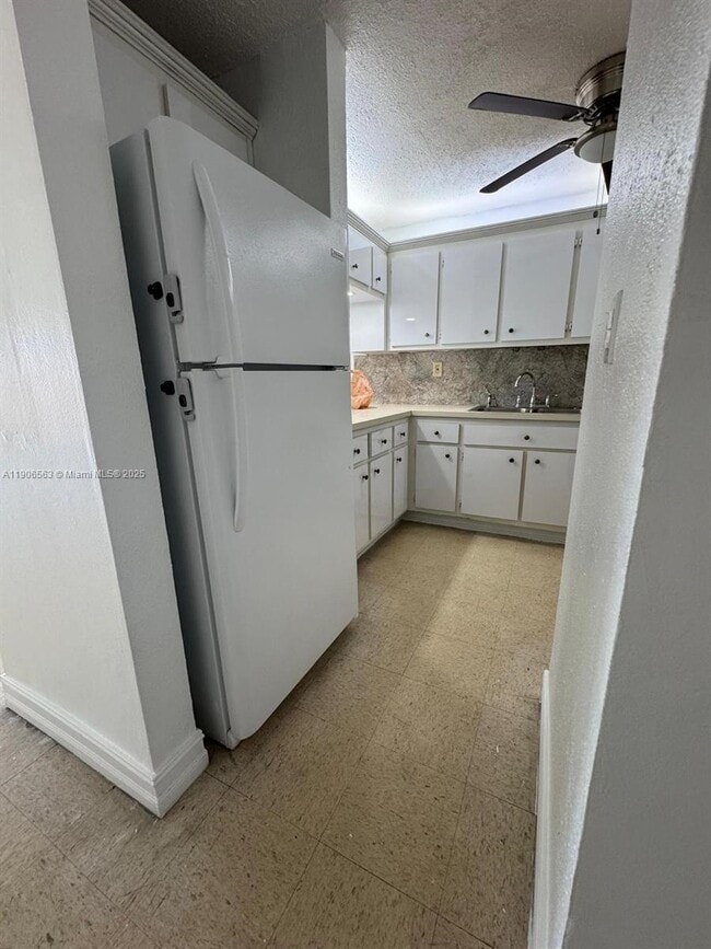 Photo - 1910 W 56th St Unit 3320