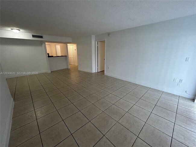 Photo - 4205 N University Dr Unit 112