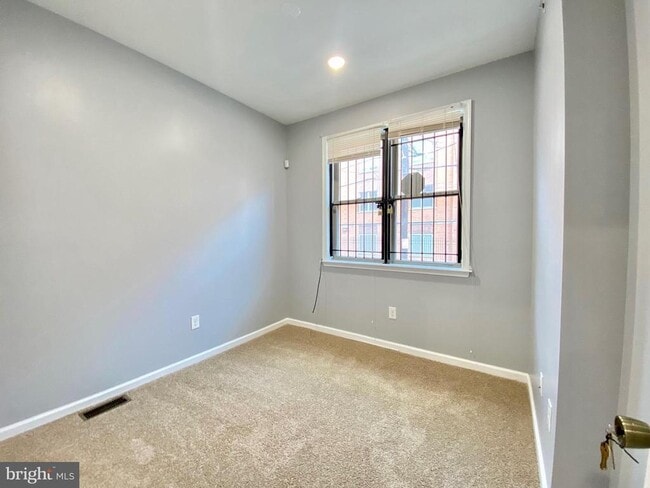 Photo - 2134 N Carlisle St