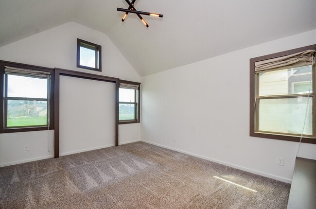 Building Photo - 1555 Rustling Creek Dr