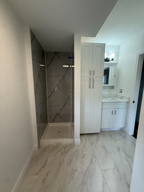 Photo - 363 Logee St Unit 3