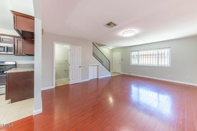Photo - 6741 Nagle Ave