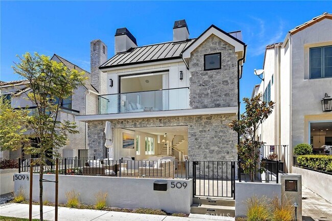 Photo - 509 Carnation Ave