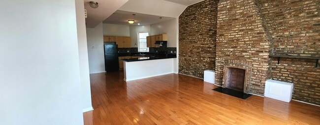 Photo - 4609 S Vincennes Ave