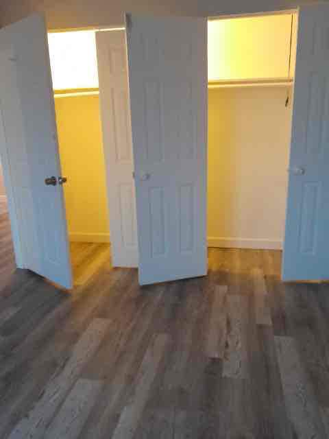 Photo - 414 E 109th St