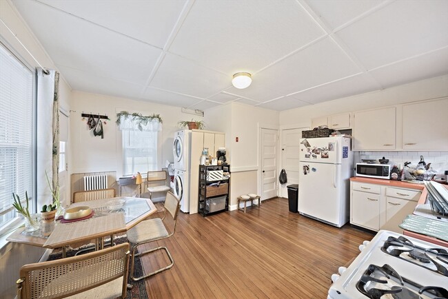 Photo - 36 Walnut St Unit 1