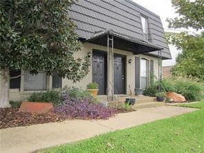 Building Photo - 2729 Hurstview Dr Rental