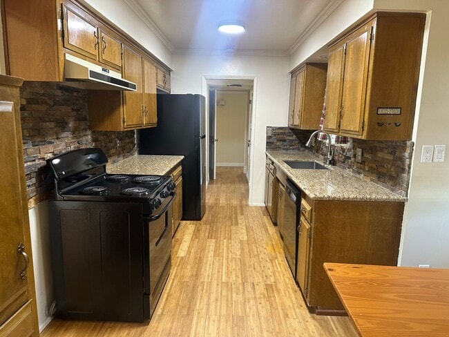 Photo - 3+2.5 Stallion Springs COMING SOON!