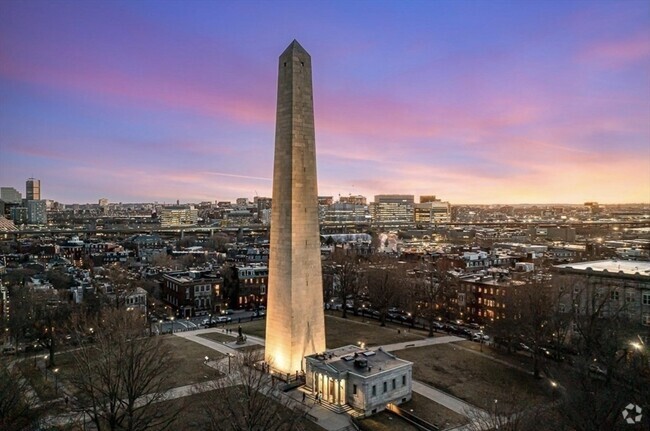 Building Photo - 31 Monument Sq Rental