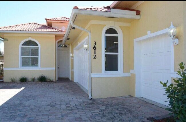 Photo - 3612 Grove Ct