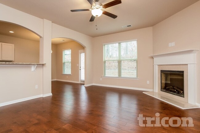 Photo - 216 Stillwood Dr