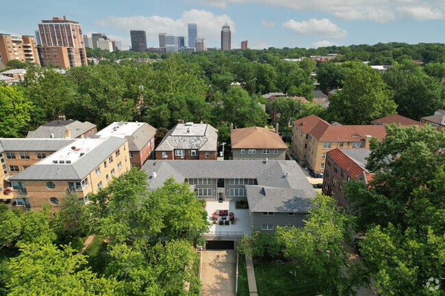 Cromwell Apartments