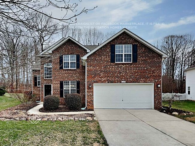 Building Photo - 1149 Woodwinds Dr