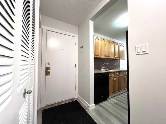Photo - 5715-5133 133 Ave NW Unit 12c