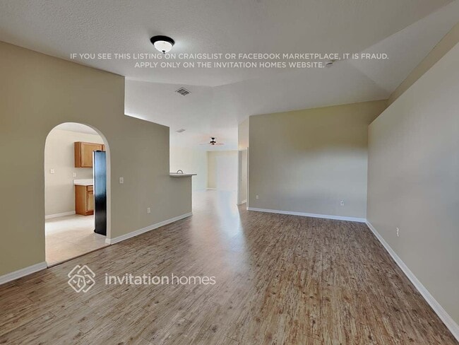 Photo - 3468 Sepia St