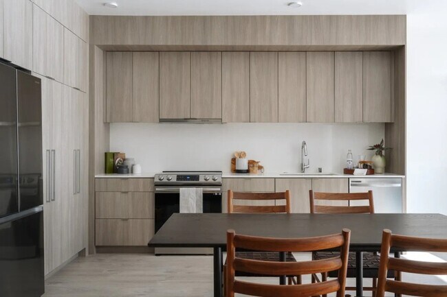 Photo - 3098 W Kyne St Unit 114