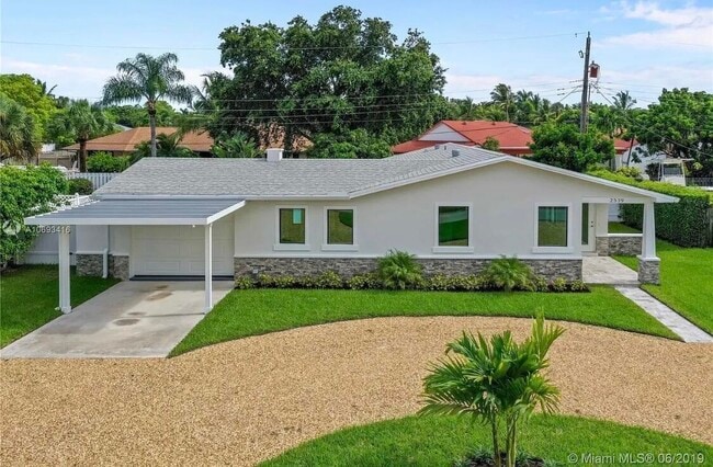 Building Photo - 2539 Wabash Dr