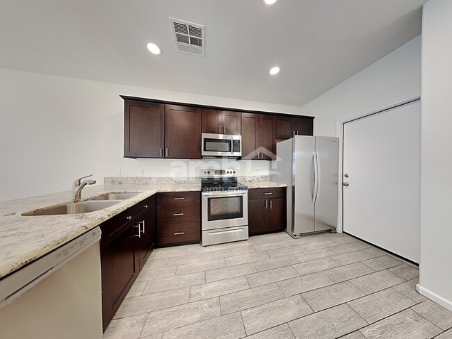 Photo - 8745 E Lindner Ave