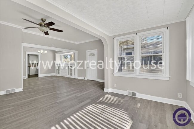 Photo - 1232 Walbridge Ave