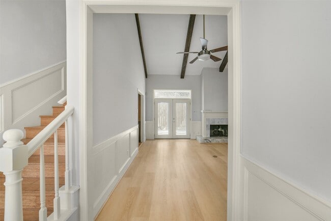 Photo - 2423 Nantucket Dr