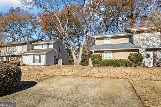 Photo - 1675 Wynndowne Trail