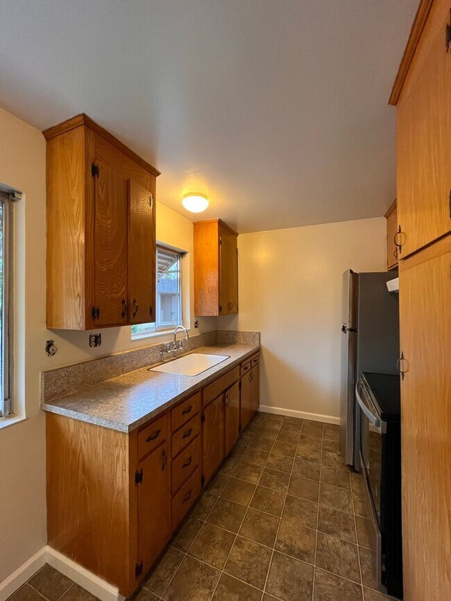 Photo - 854 Fremont St Unit Fremont 854 #C