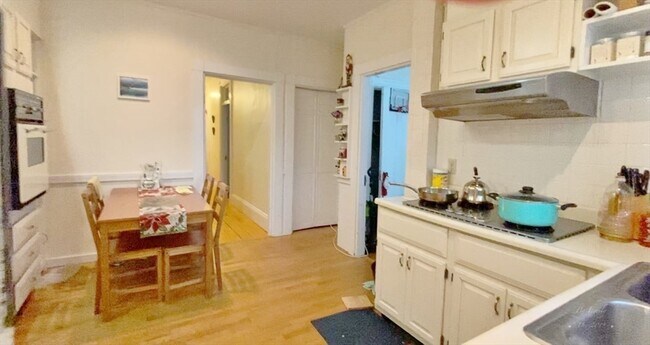 Photo - 83 Putnam Ave Unit 1