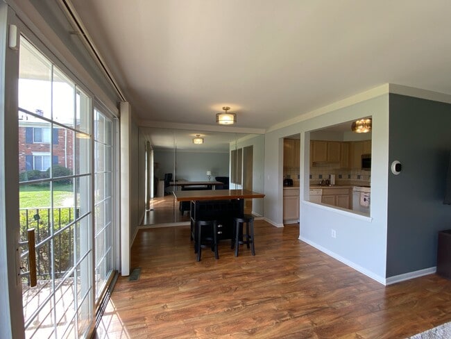 Photo - 500 Fox Hills Dr N Unit Fully Furnished Condo