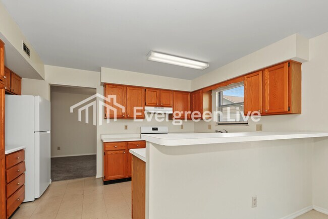 Photo - 7145 Shull Rd