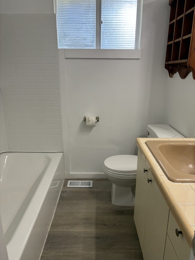 Photo - 7603 218th St SW