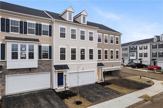 Photo - 135 Affinity Dr