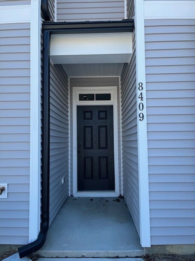 Photo - 8409 Paramount Point