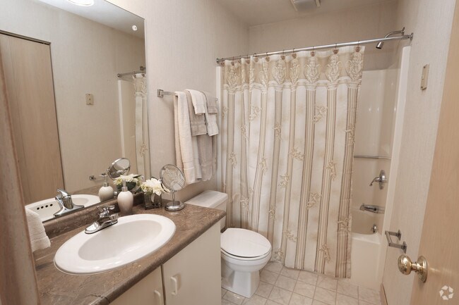 2BR - Bathroom - The Villas Apartment Homes (I and II)