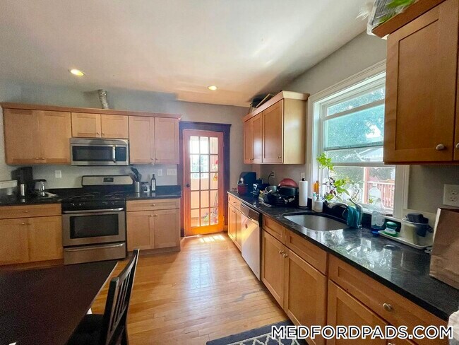 Photo - 60 Frederick Ave