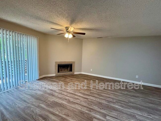 Photo - 212 Commons Dr Unit 212
