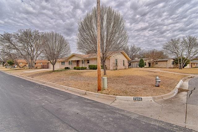 Photo - 7233 Overhill Rd