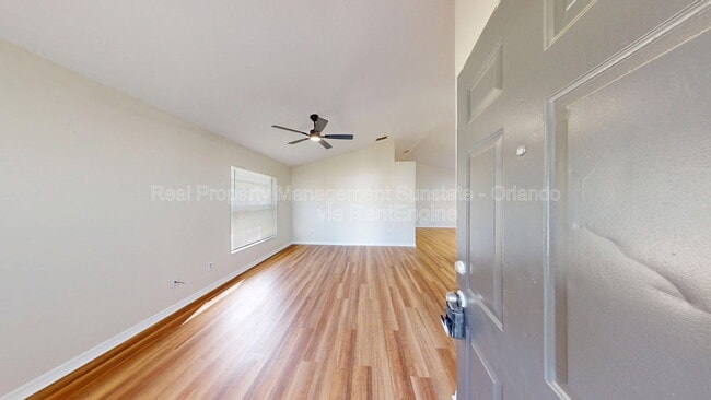 Photo - 9719 Red Clover Ave