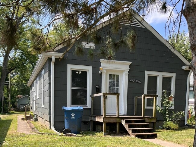 Photo - 4842 Hillside Ave
