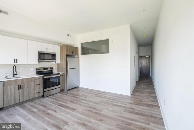 Photo - 1420 Point Breeze Ave Unit 201