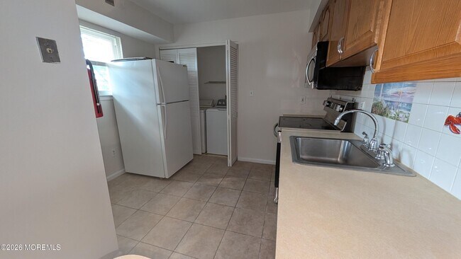 Photo - 230 Sawmill Rd Unit A