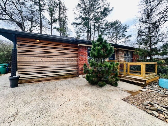 Photo - 3231 Bonway Dr